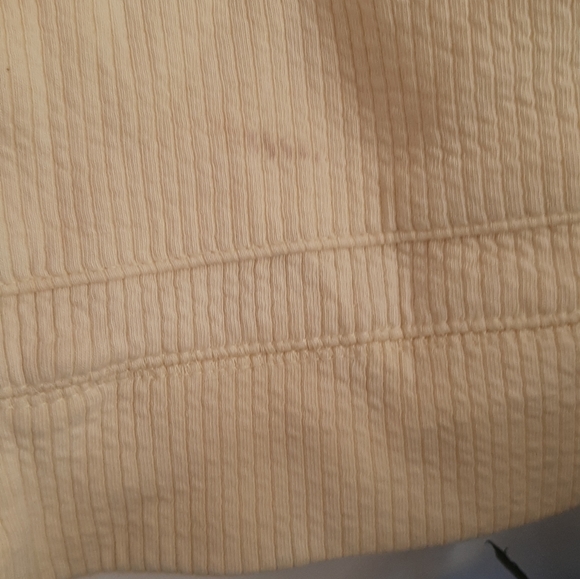 Beautiful Lightweight Butter Yellow Zip-Up Sweater Fits M/L - Picture 5 of 7